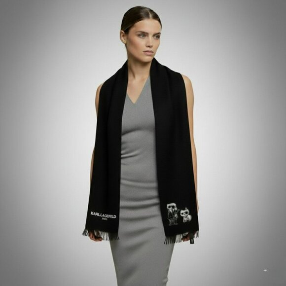 Authentic Karl Lagerfeld Paris Reversible Scarf NWT (Unisex) - Picture 3 of 16